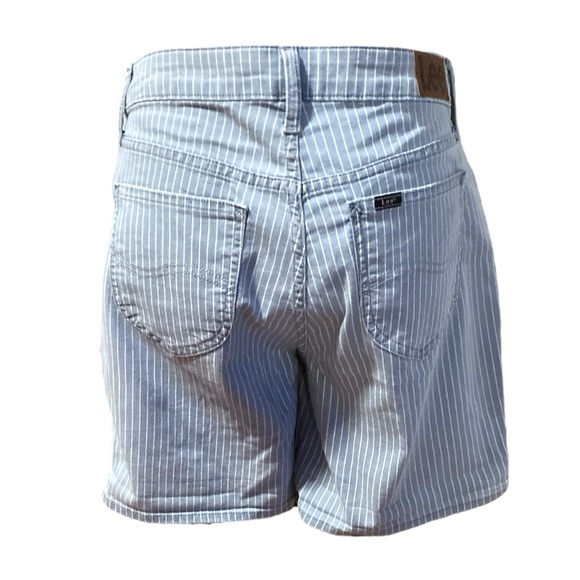 Lee Mid Rise Light Strip Shorts - Picture 8 of 9